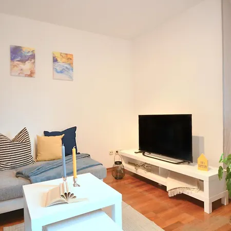 Apartment Nue11-ri In *